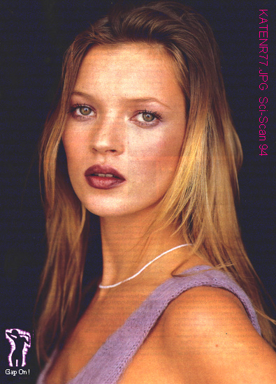 BabeStop - World's Largest Babe Site - kate_moss90.jpg